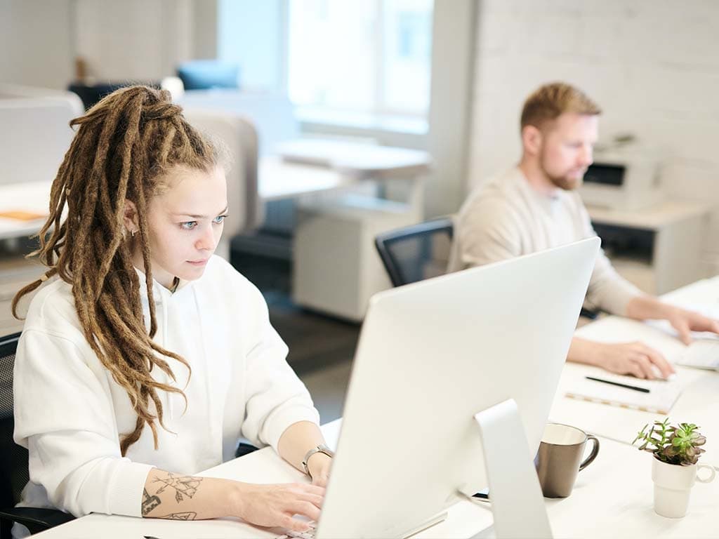 Що має потрапляти в CRM разом із заявкою